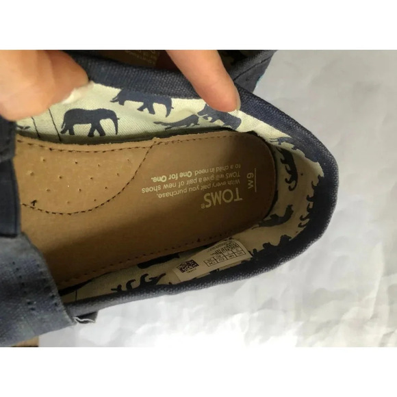 TOMS Women’s Canvas Slip-on flat shoes Size 9 - Picture 7 of 7